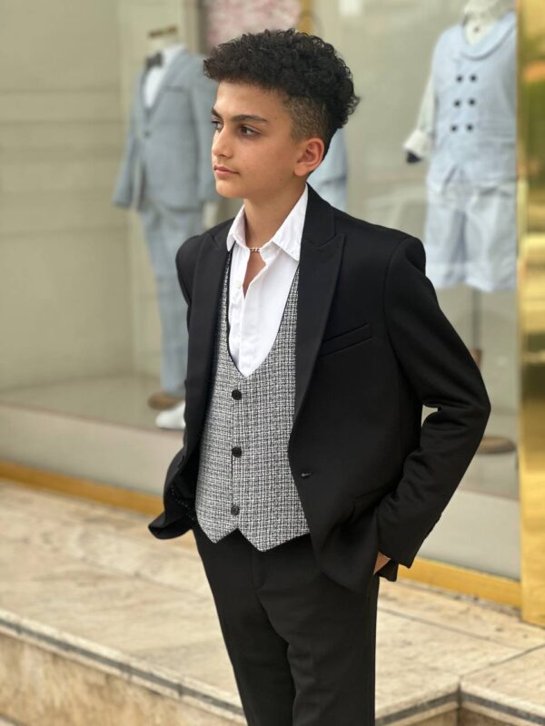 کت و شلوار پسرانه البرز ۲ - Image 5